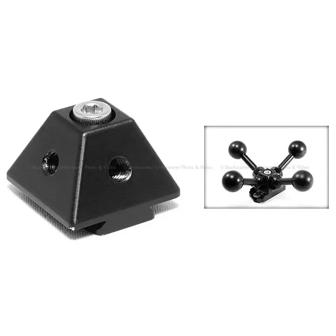 Aquatica TLC four point base, base attachement with four 1/4-20in mounting holes