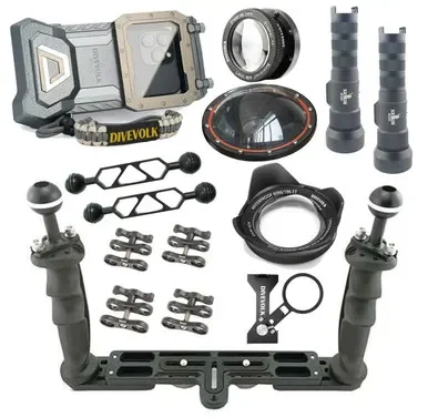 Bluewater Complete Underwater Smartphone Housing and Light Kit