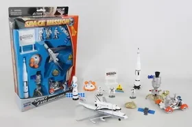 Daron RT38145K Lunar Explorer 15 Piece Playset