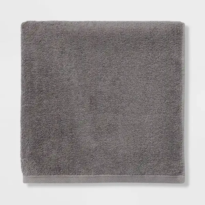 Everyday Oversized Bath Towel Dark Gray – Room Essentials™