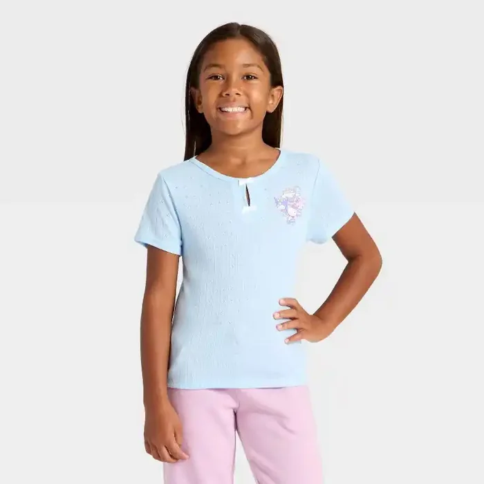 Girls‘ Sanrio Hello Kitty & Friends Pointelle Short Sleeve Keyhole T-Shirt – Light Blue XL