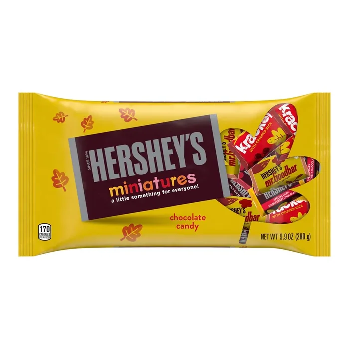 Hershey‘s Miniatures Assorted Chocolate, Halloween Candy Bag, 9.9 oz