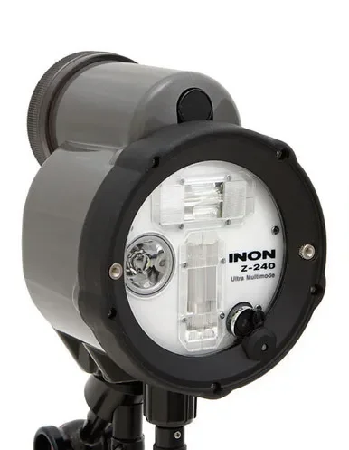 Inon Z240 Strobe Type 4
