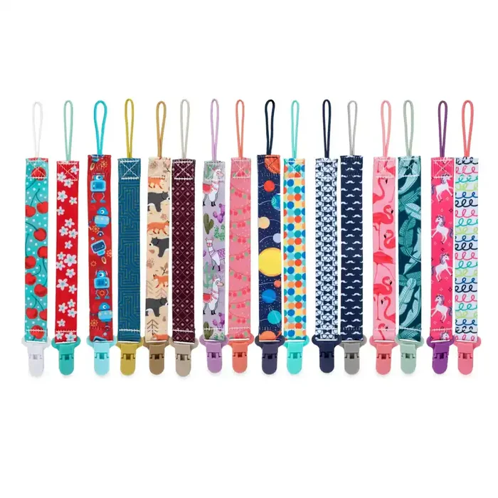Nuby 2pk Fabric Pacifinder – Style Varies